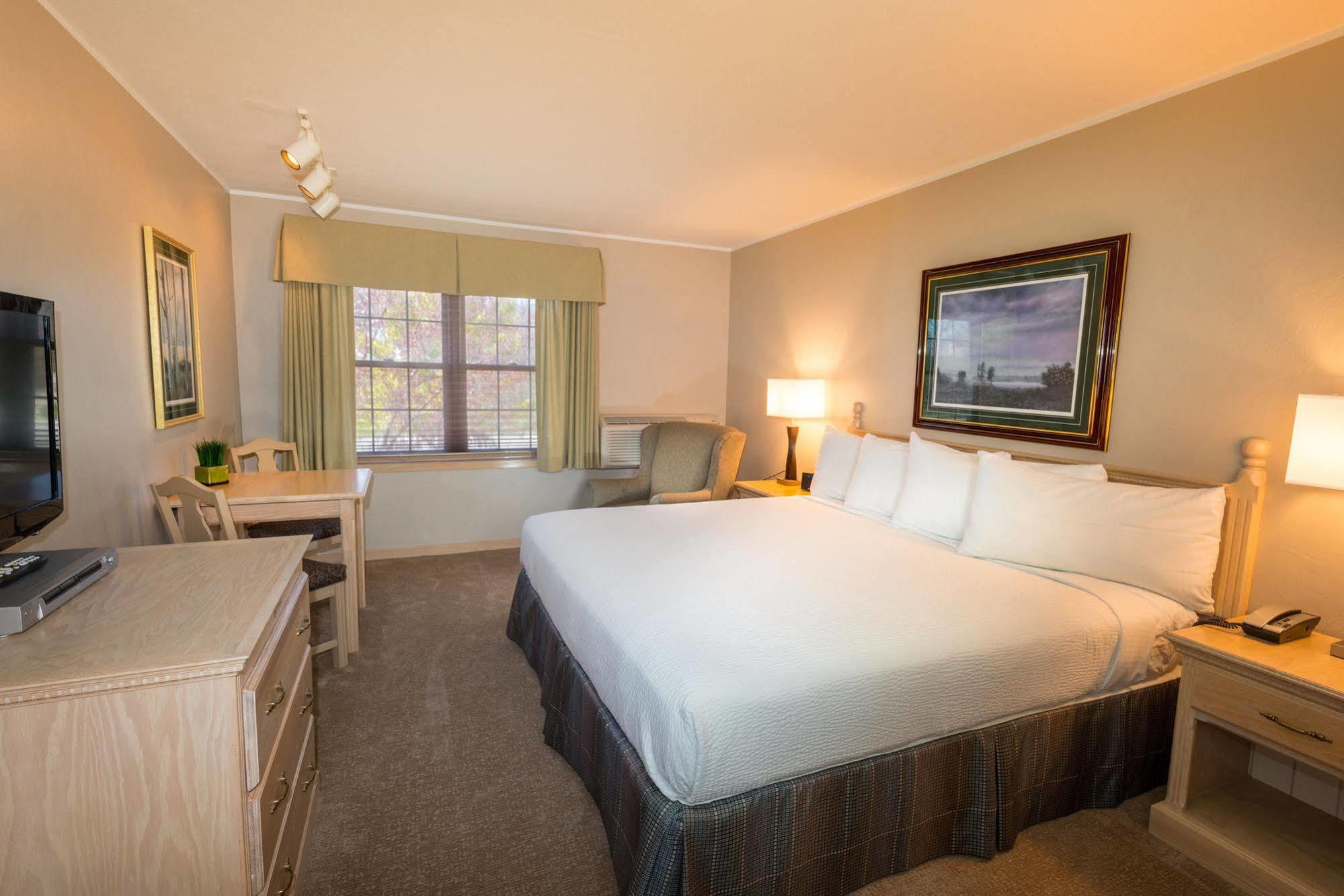Ashbrooke Hotel Egg Harbor Exterior photo
